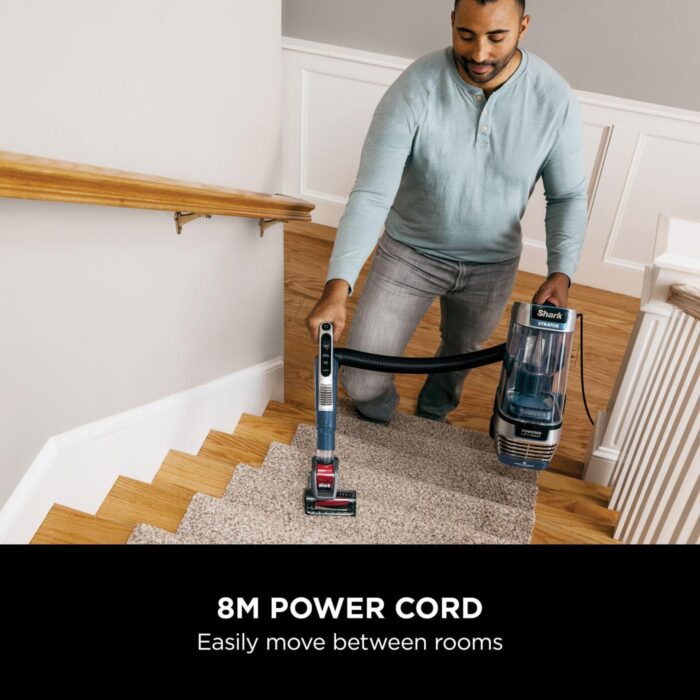 Shark Stratos XL 2.6 Litre Corded Upright Vacuum Cleaner with Anti Hair Wrap Plus & Anti Odour, Pet, Crevice and Multi-Surface Tools, Transforms to Portable Vacuum, 800W 2.6 ltrs, Navy Blue AZ3000UKT