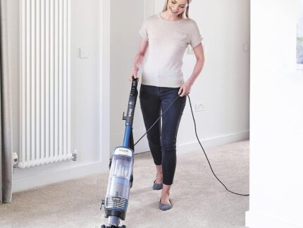 Shark Corded Upright Vacuum Cleaner with Anti Hair Wrap Technology, DuoClean Floorhead, Powered Lift-Away, Anti-Allergen Complete Seal and 2 Attachments including Pet Tool, 8m Cord, Blue, NZ850UKT